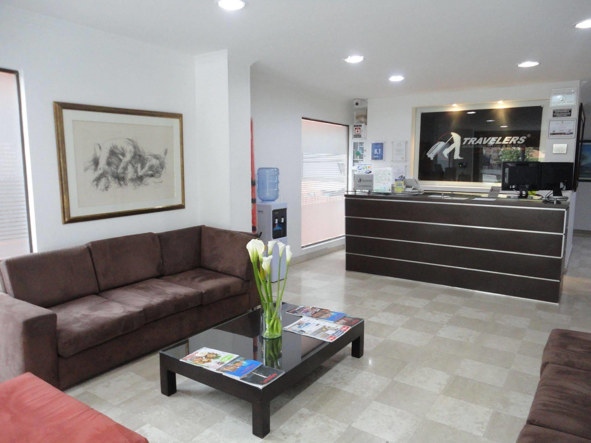 Travelers Fontana Plaza Aparthotel 4*